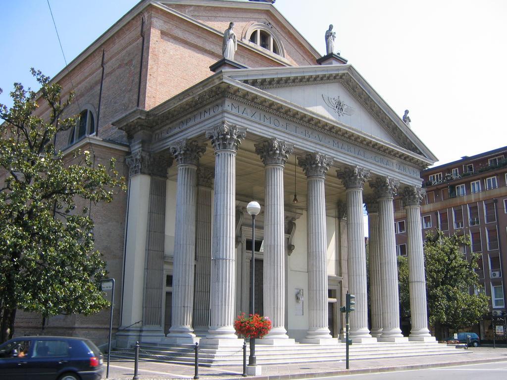 Hotel Kristall San Donà di Piave Buitenkant foto
