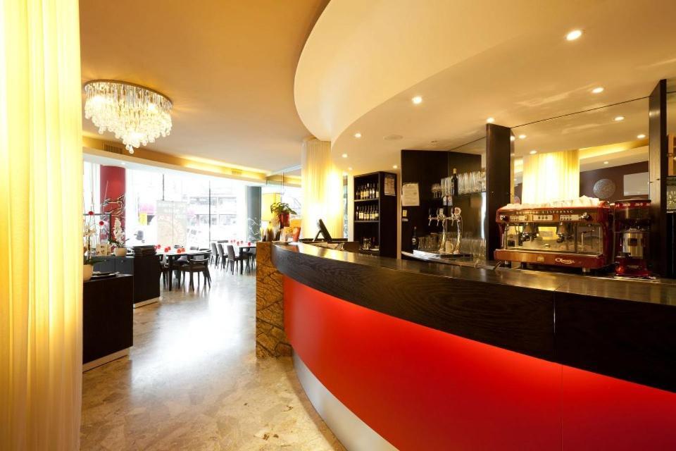Hotel Kristall San Donà di Piave Buitenkant foto