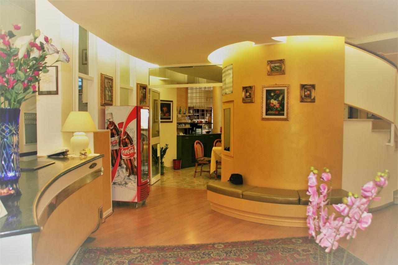 Hotel Kristall San Donà di Piave Buitenkant foto